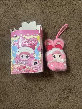 Mommi Baby Sweetheart Bunny Plush Keychain - Pink